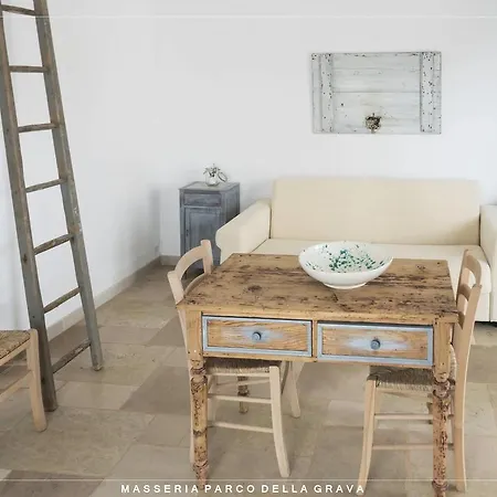 ファームステイ Masseria Parco Della Grava ペッツェ・ディ・グレーコ