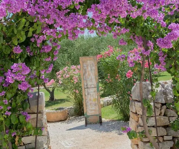 Masseria Parco Della Grava * Pezze Di Greco